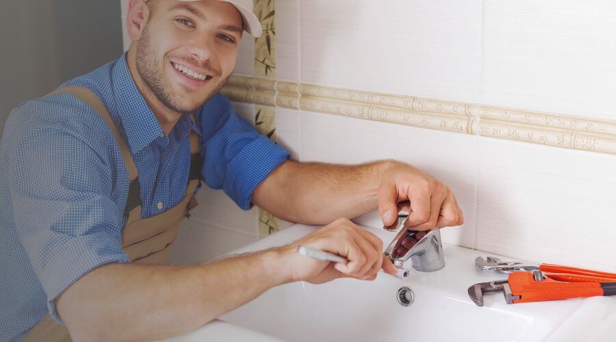 Handle or spout repair in Zearing, IA